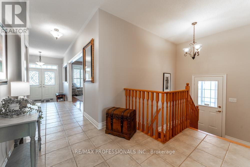48 Pieta Place, Vaughan, Ontario  L4H 3G2 - Photo 10 - N12850016