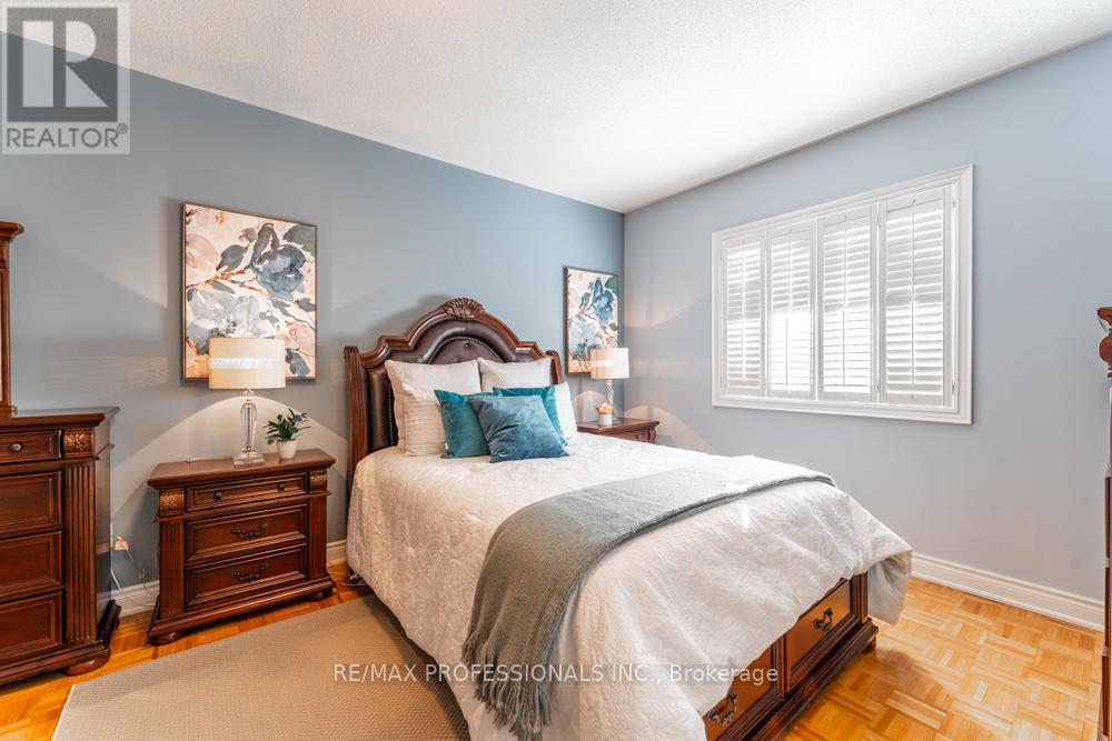 48 Pieta Place, Vaughan, Ontario  L4H 3G2 - Photo 30 - N12850016