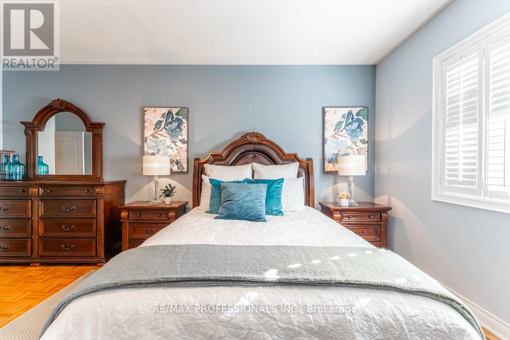 48 Pieta Place, Vaughan, Ontario  L4H 3G2 - Photo 31 - N12850016