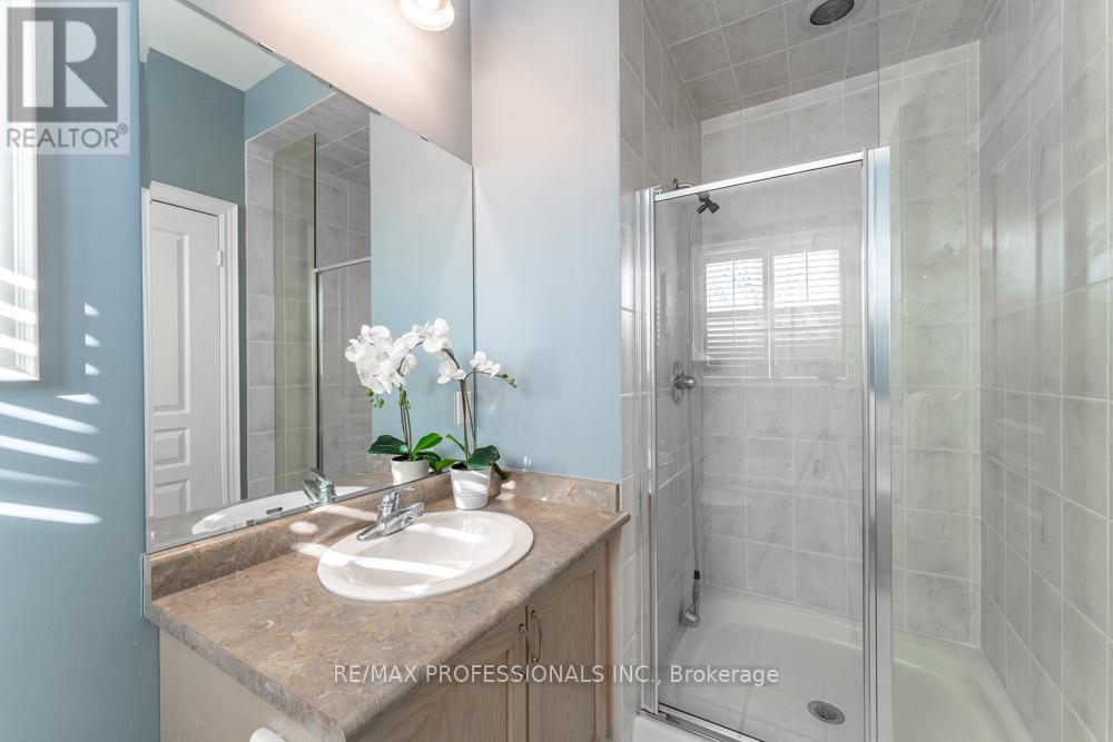 48 Pieta Place, Vaughan, Ontario  L4H 3G2 - Photo 34 - N12850016