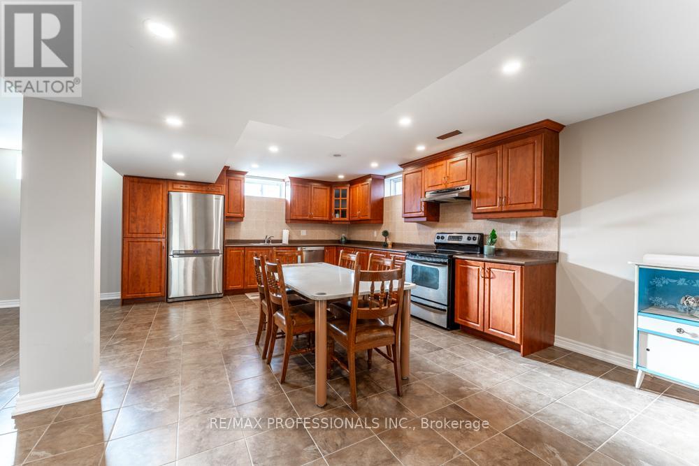 48 Pieta Place, Vaughan, Ontario  L4H 3G2 - Photo 41 - N12850016