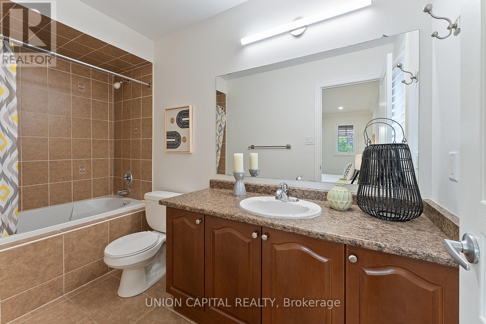 57 Routledge Drive, Richmond Hill, Ontario  L4E 0C4 - Photo 33 - N12850038