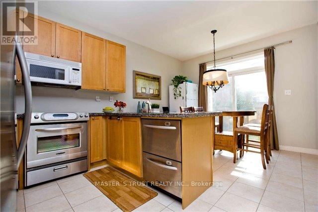 14 Kentland Street, Markham (Wismer), Ontario  L6E 2A5 - Photo 2 - N12850058