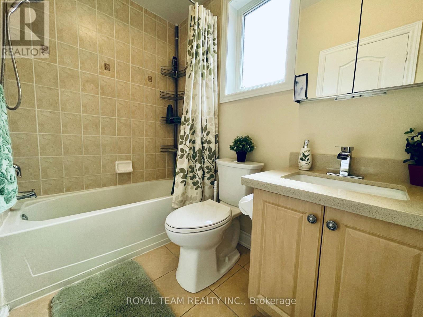 66 Canyon Gate Crescent, Vaughan, Ontario  L6A 0C2 - Photo 19 - N12850154