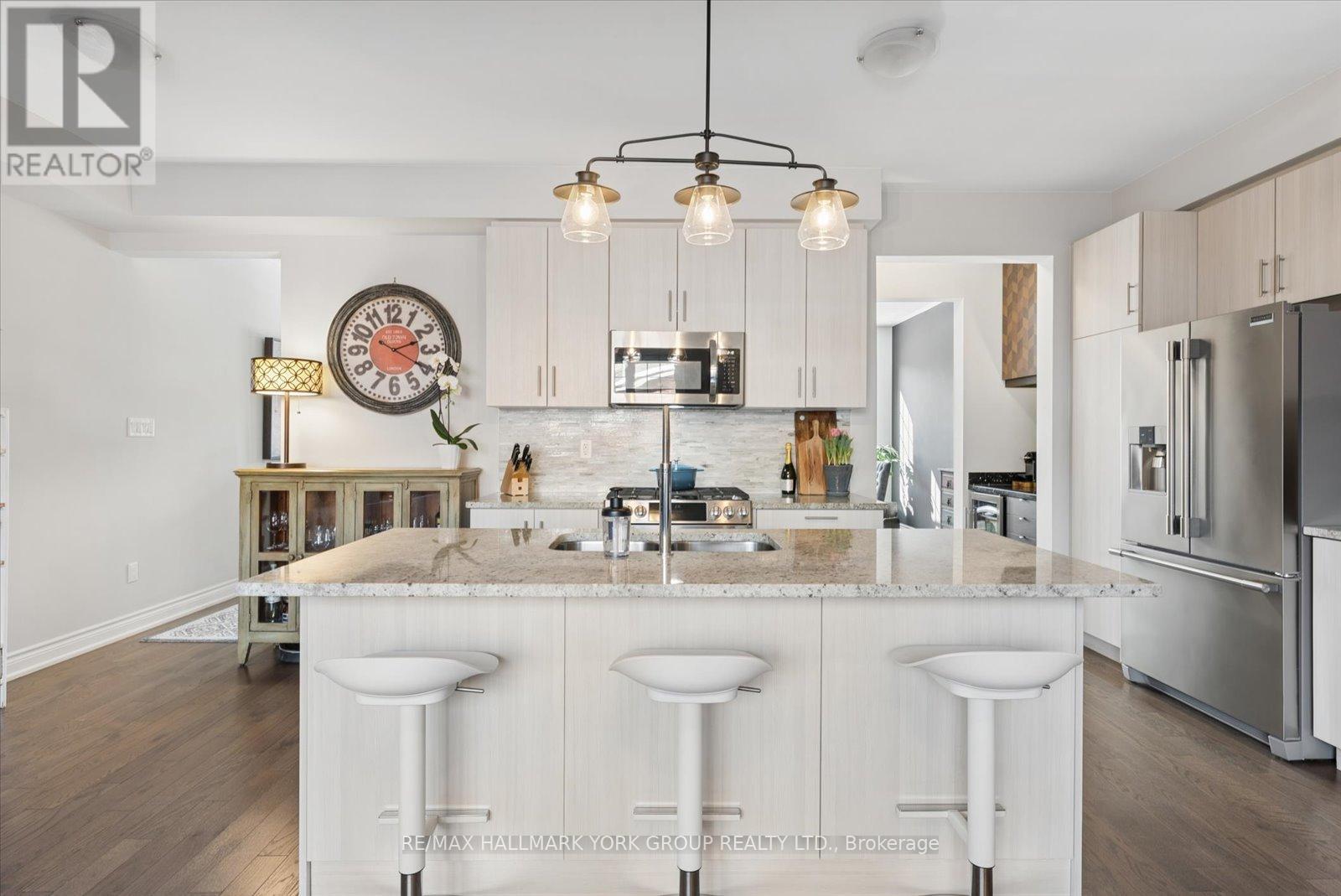 17 Carratuck Street, East Gwillimbury, Ontario  L9N 0S5 - Photo 10 - N12850156