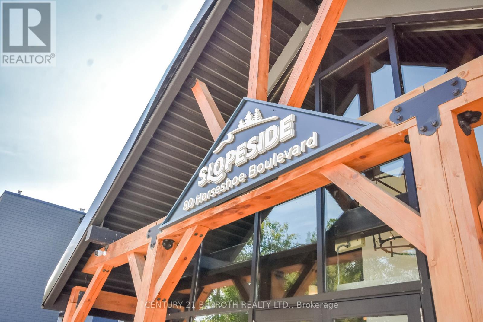 406 - 80 Horseshoe Boulevard, Oro-Medonte, Ontario  L4M 4Y8 - Photo 2 - S12850074