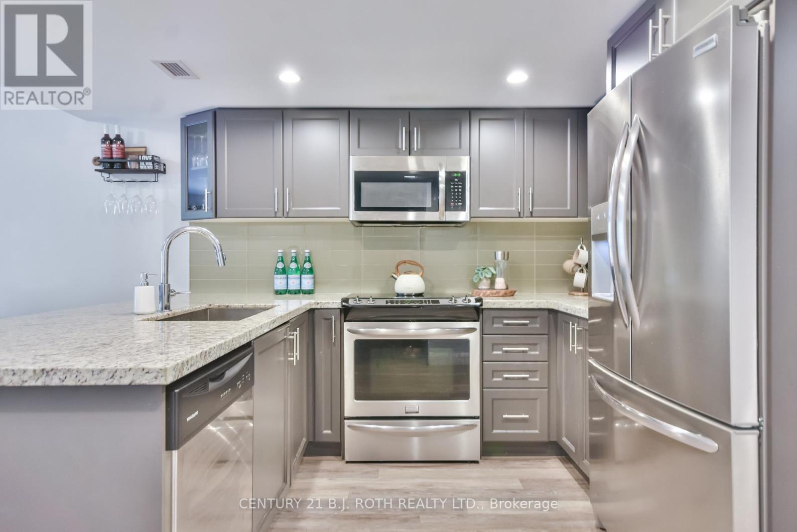 406 - 80 Horseshoe Boulevard, Oro-Medonte, Ontario  L4M 4Y8 - Photo 7 - S12850074