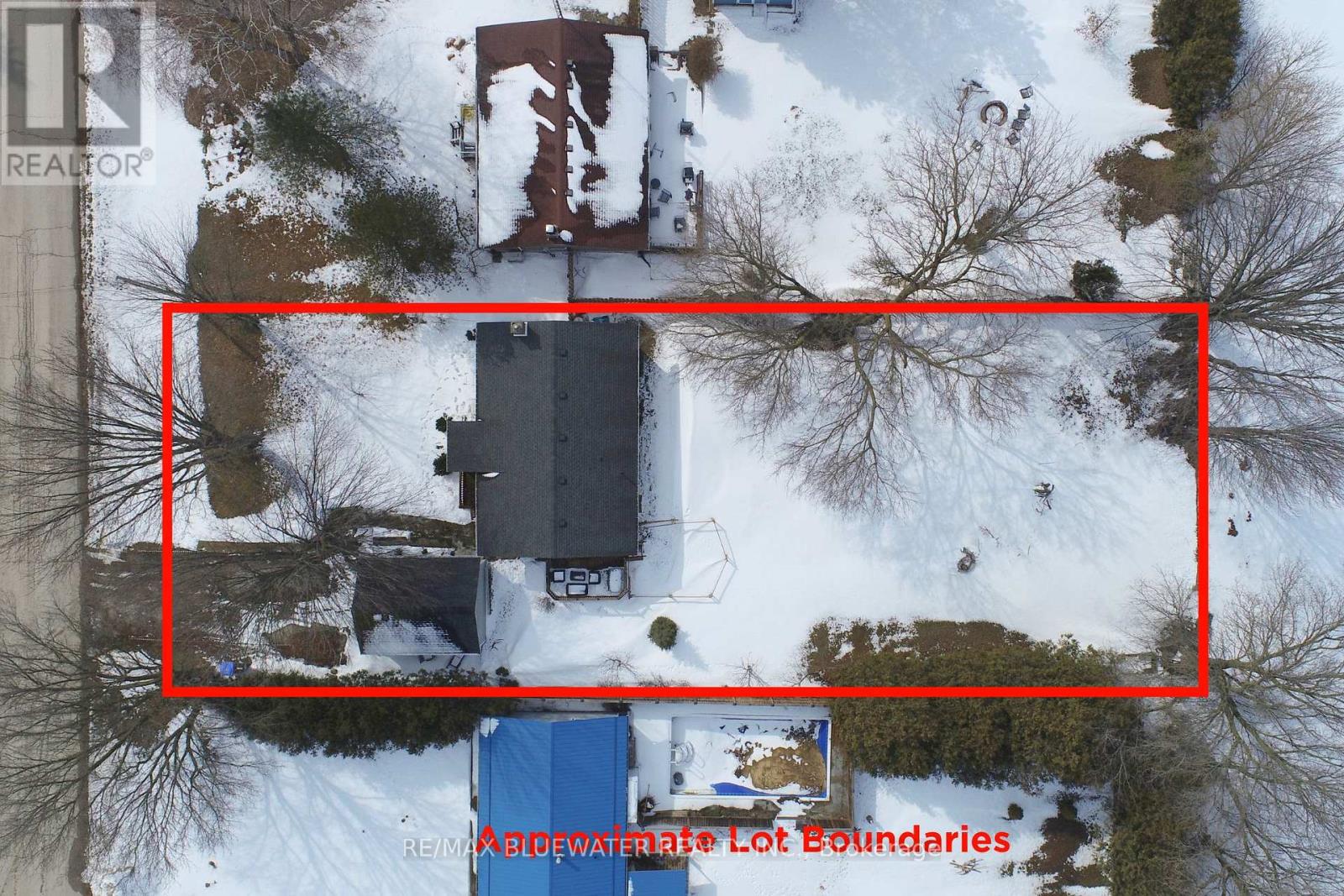 8296 Burwell Road, Lambton Shores, Ontario  N0M 1T0 - Photo 33 - X12844610