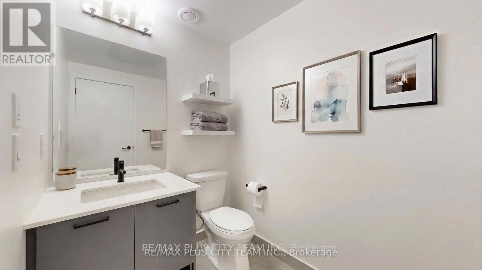 718 - 2300 St Clair Avenue, Toronto, Ontario  M6N 0B3 - Photo 10 - W12836212