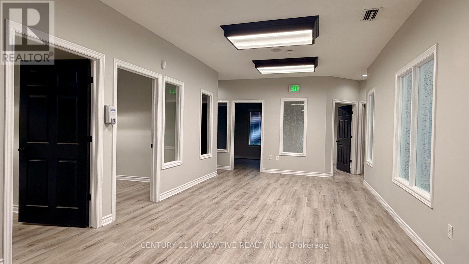 5615 Mcgillivray Drive N, Lucan Biddulph, Ontario  N0M 2J0 - Photo 15 - X12830354