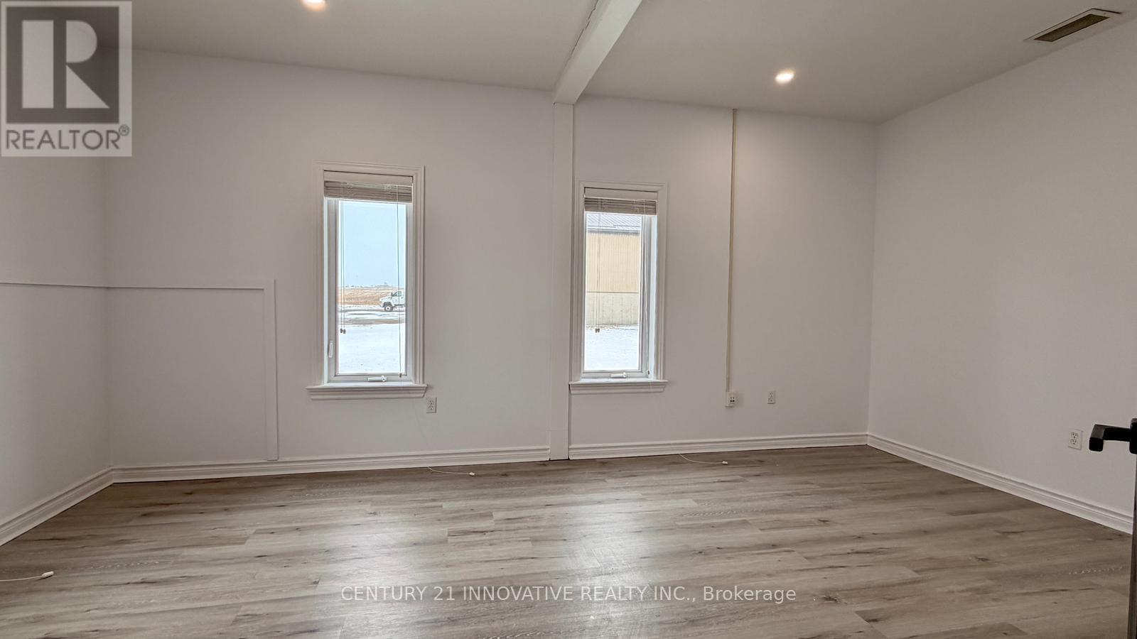 5615 Mcgillivray Drive N, Lucan Biddulph, Ontario  N0M 2J0 - Photo 17 - X12830354