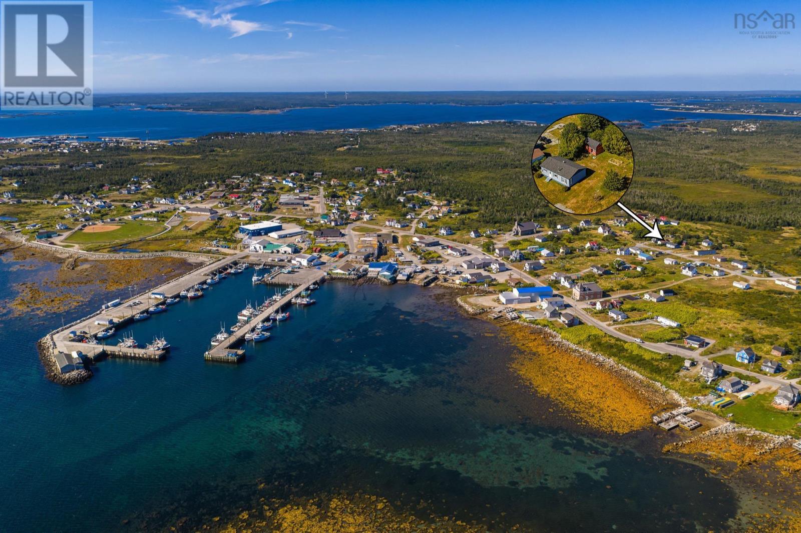 3 Atlantic Street, Clark's Harbour, Nova Scotia  B0W 1P0 - Photo 7 - 202520703