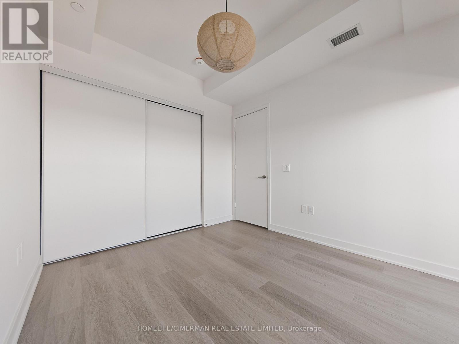 2309 - 448 Burnhamthorpe Road W, Mississauga, Ontario  L5B 0R4 - Photo 11 - W12849884