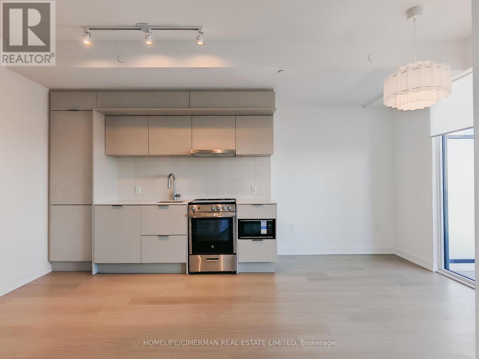 2309 - 448 Burnhamthorpe Road W, Mississauga, Ontario  L5B 0R4 - Photo 8 - W12849884