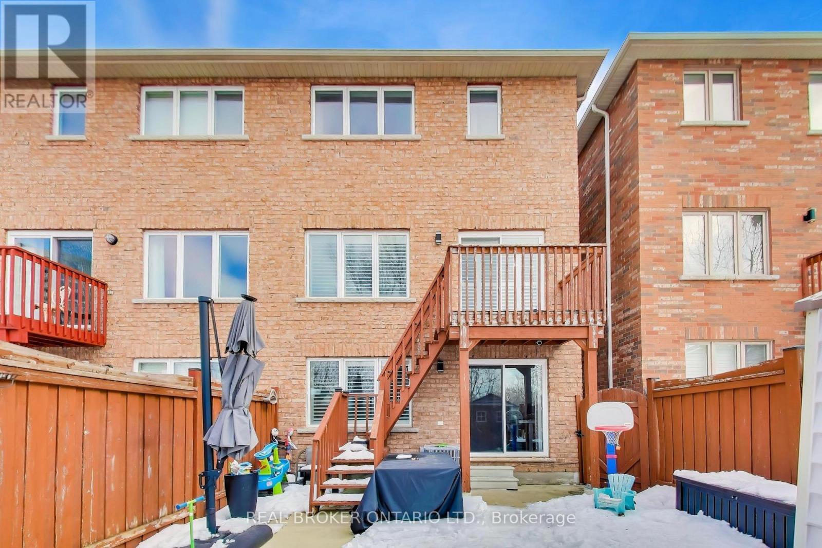 60 Mary Chapman Boulevard, Toronto (Humberlea-Pelmo Park), Ontario  M9M 0B2 - Photo 41 - W12849888