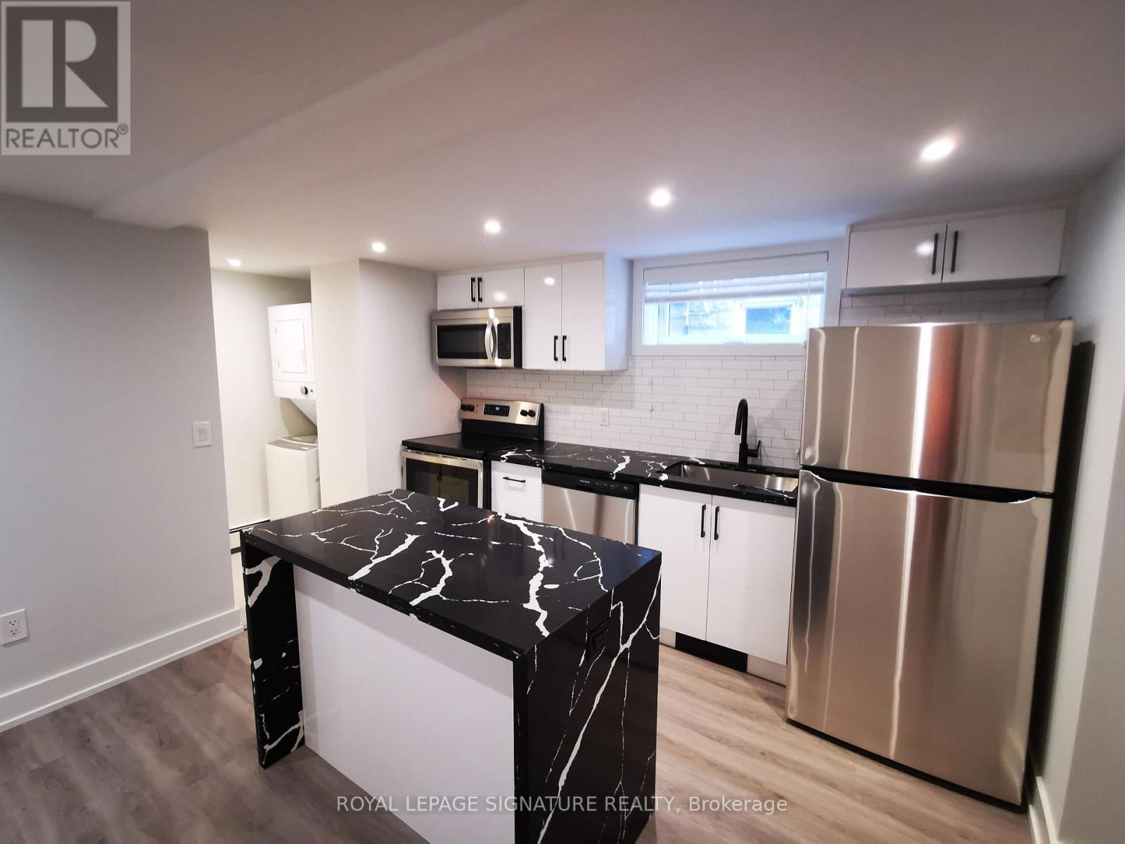 Lower - 73 Marlee Avenue, Toronto, Ontario  M6E 3B2 - Photo 4 - W12849920