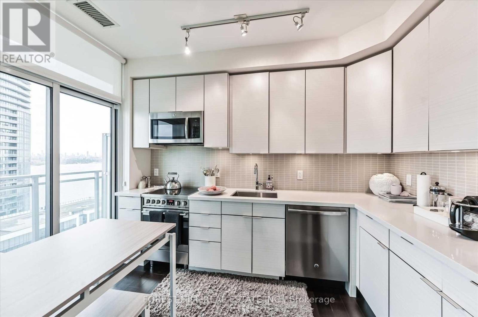 2408 - 33 Shore Breeze Drive, Toronto, Ontario  M8V 1A1 - Photo 11 - W12849930