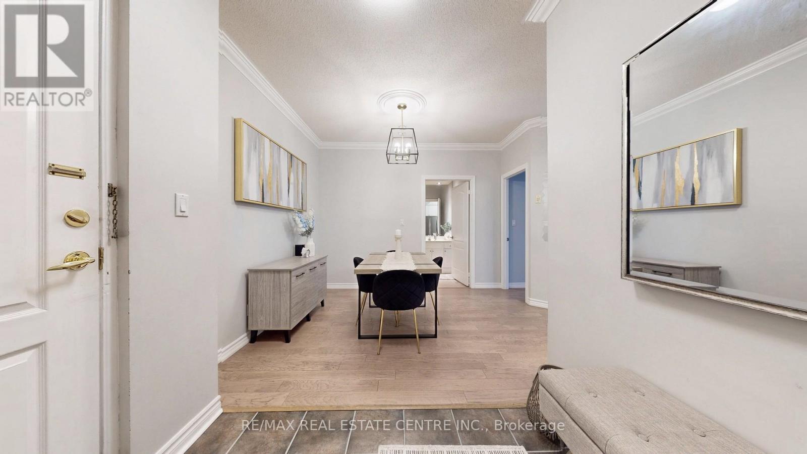 218 - 3351 Cawthra Road, Mississauga, Ontario  L5A 4N5 - Photo 5 - W12849944