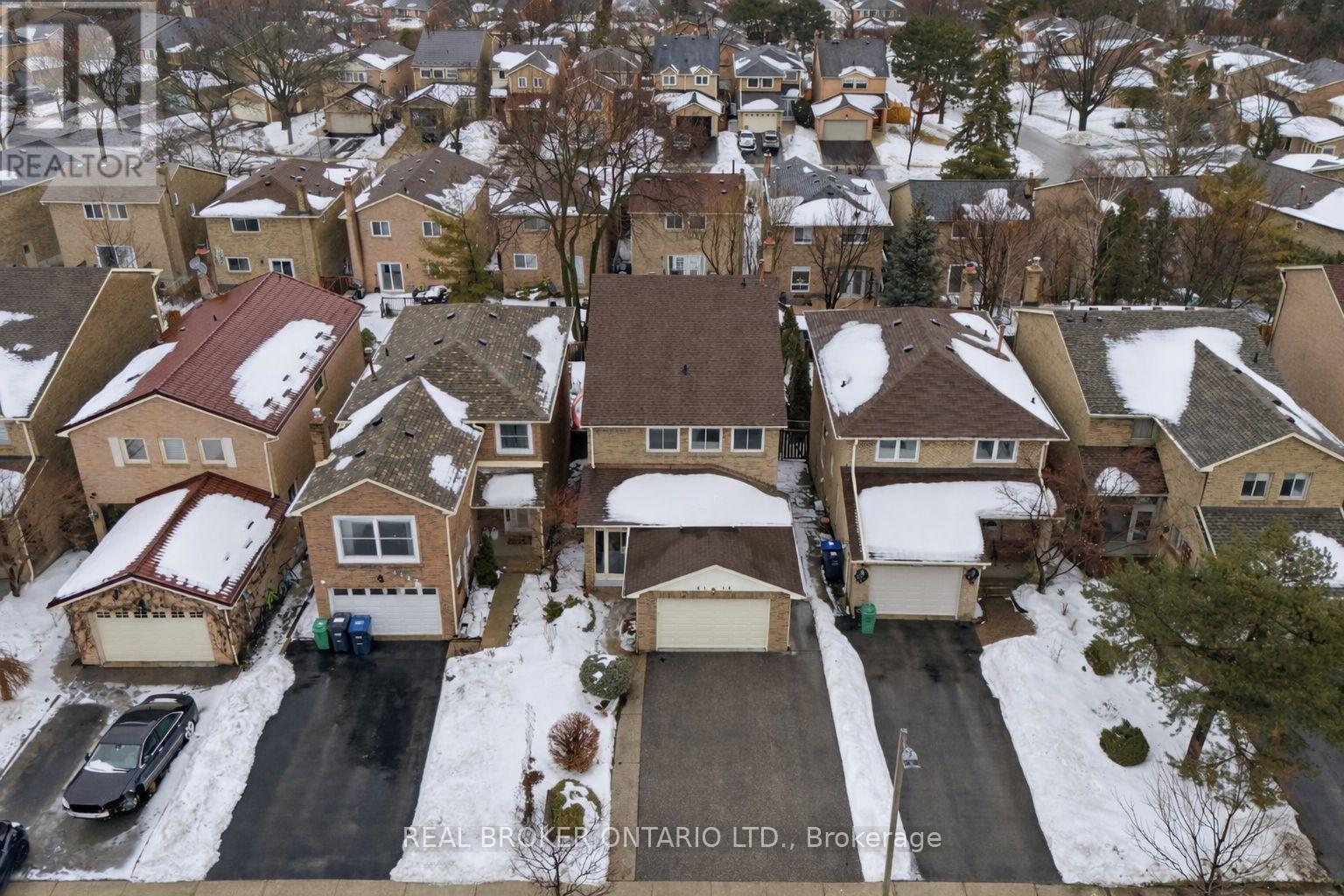 4114 Trapper Crescent, Mississauga, Ontario  L5L 3A9 - Photo 30 - W12849954