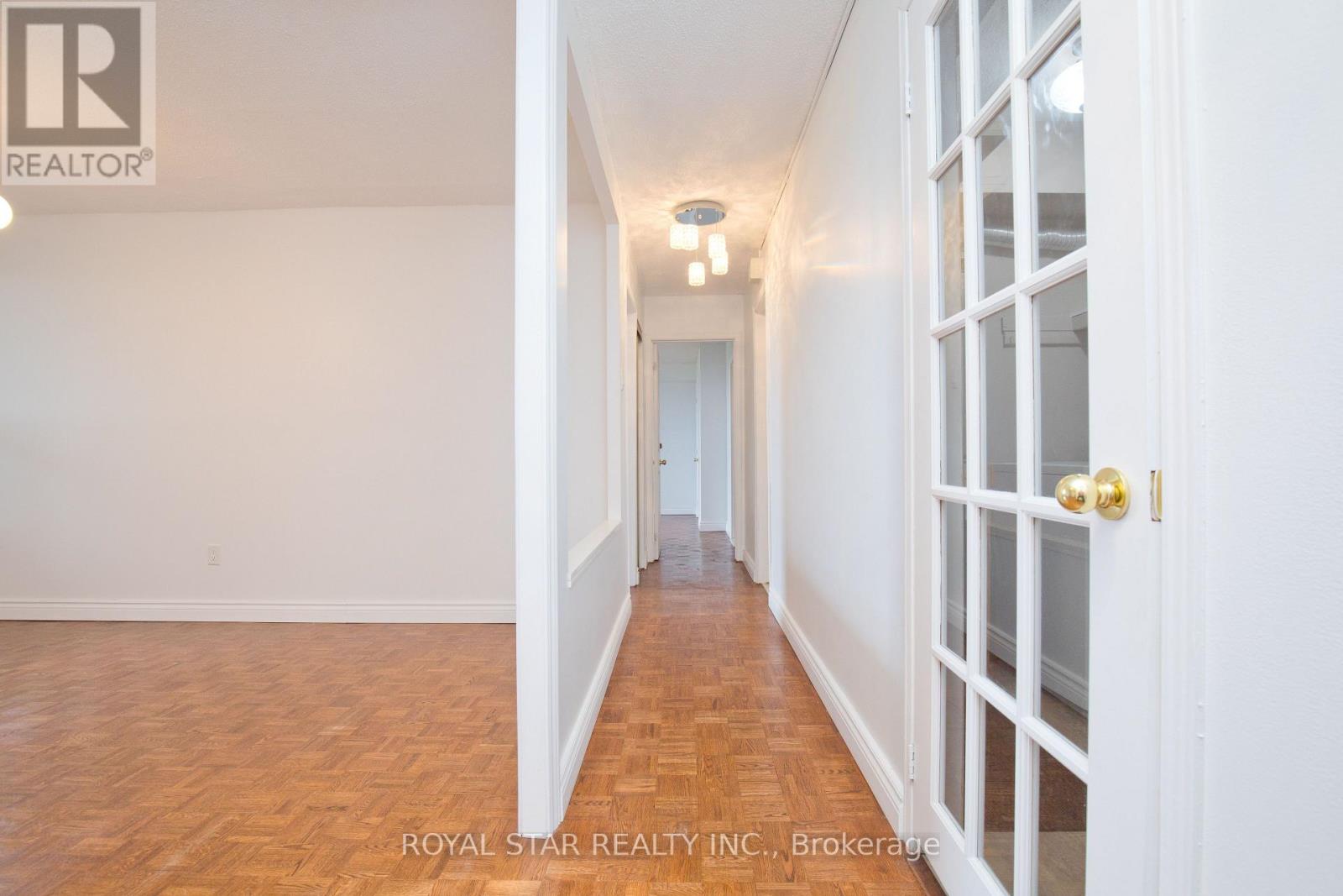 1607 - 1535 Lakeshore Road E, Mississauga, Ontario  L5E 3E2 - Photo 18 - W12849960