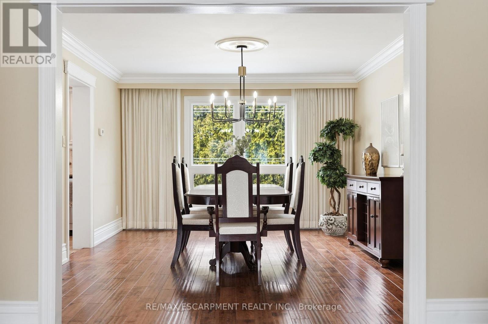 2123 Kawartha Crescent, Mississauga, Ontario  L5H 3P8 - Photo 10 - W12850012