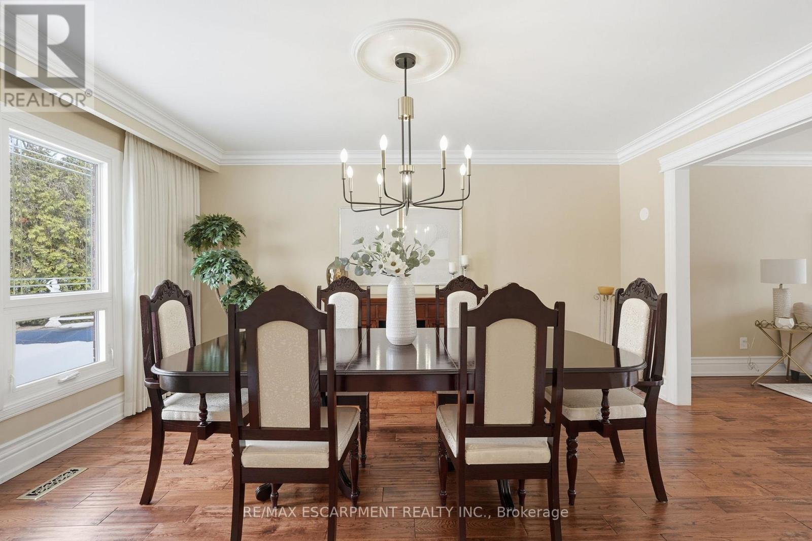 2123 Kawartha Crescent, Mississauga, Ontario  L5H 3P8 - Photo 12 - W12850012