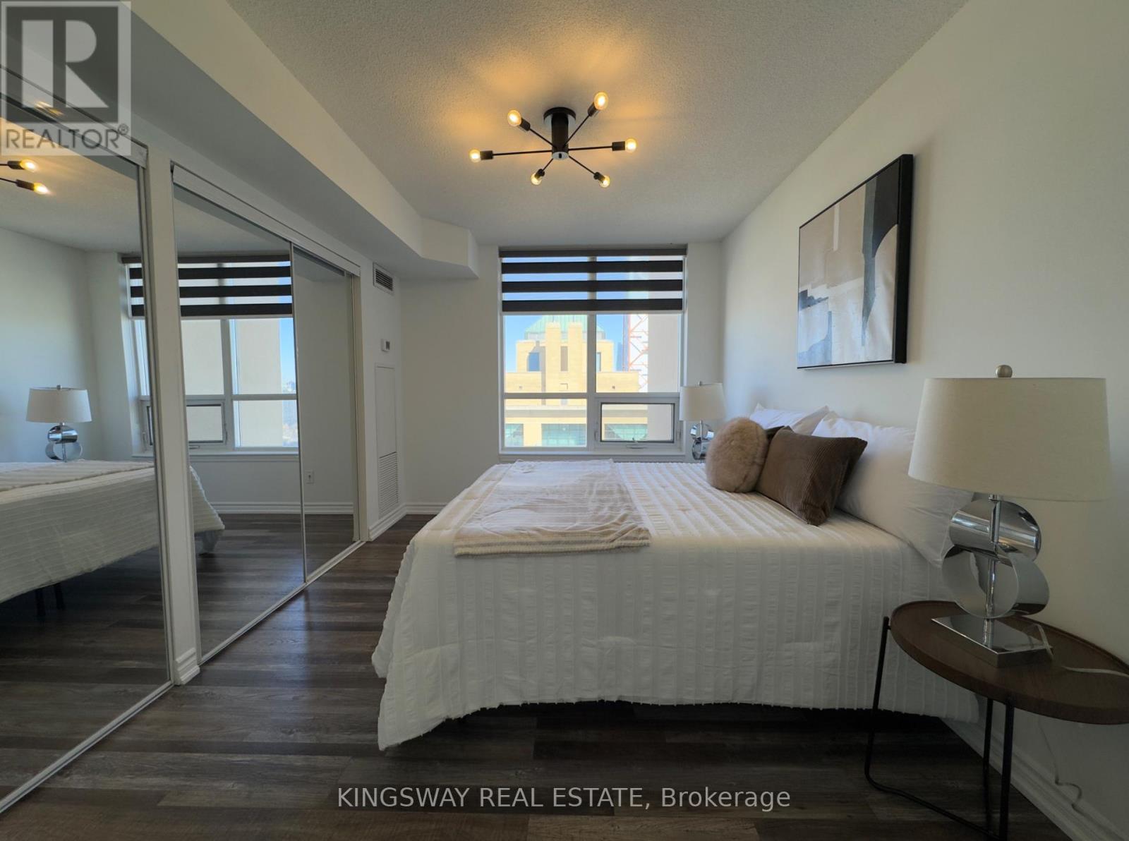 2208 - 4090 Living Arts Drive, Mississauga, Ontario  L5B 4M8 - Photo 10 - W12850024