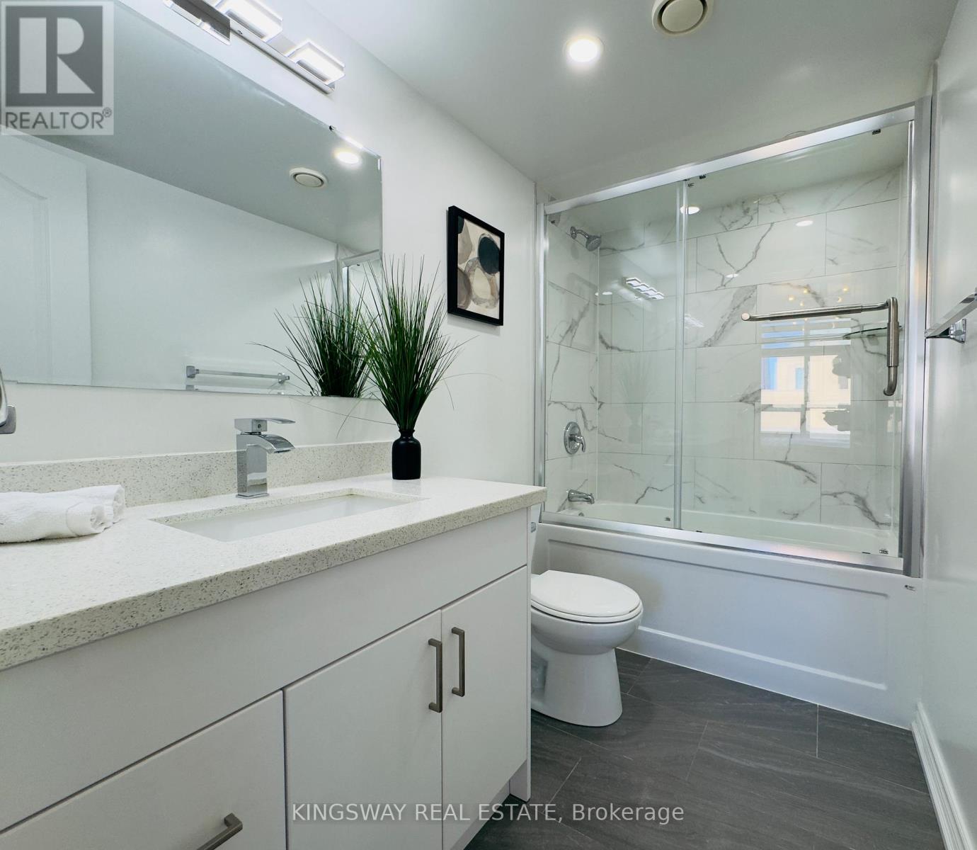 2208 - 4090 Living Arts Drive, Mississauga, Ontario  L5B 4M8 - Photo 12 - W12850024