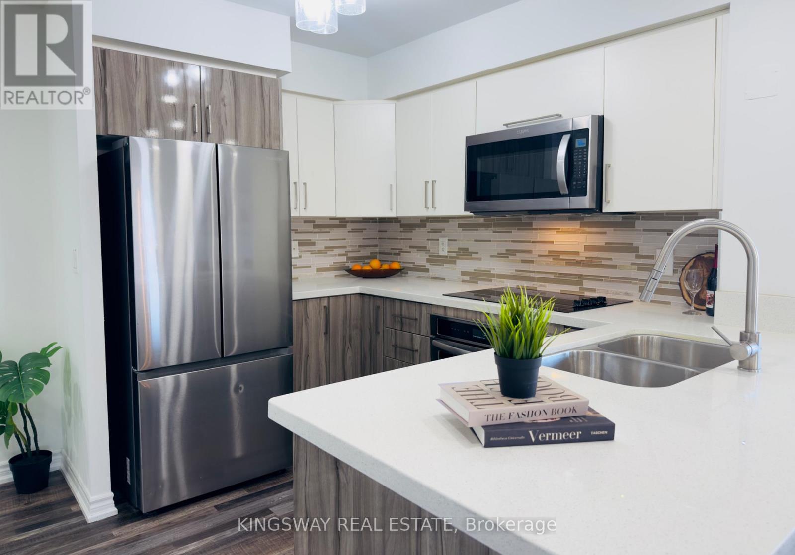 2208 - 4090 Living Arts Drive, Mississauga, Ontario  L5B 4M8 - Photo 3 - W12850024