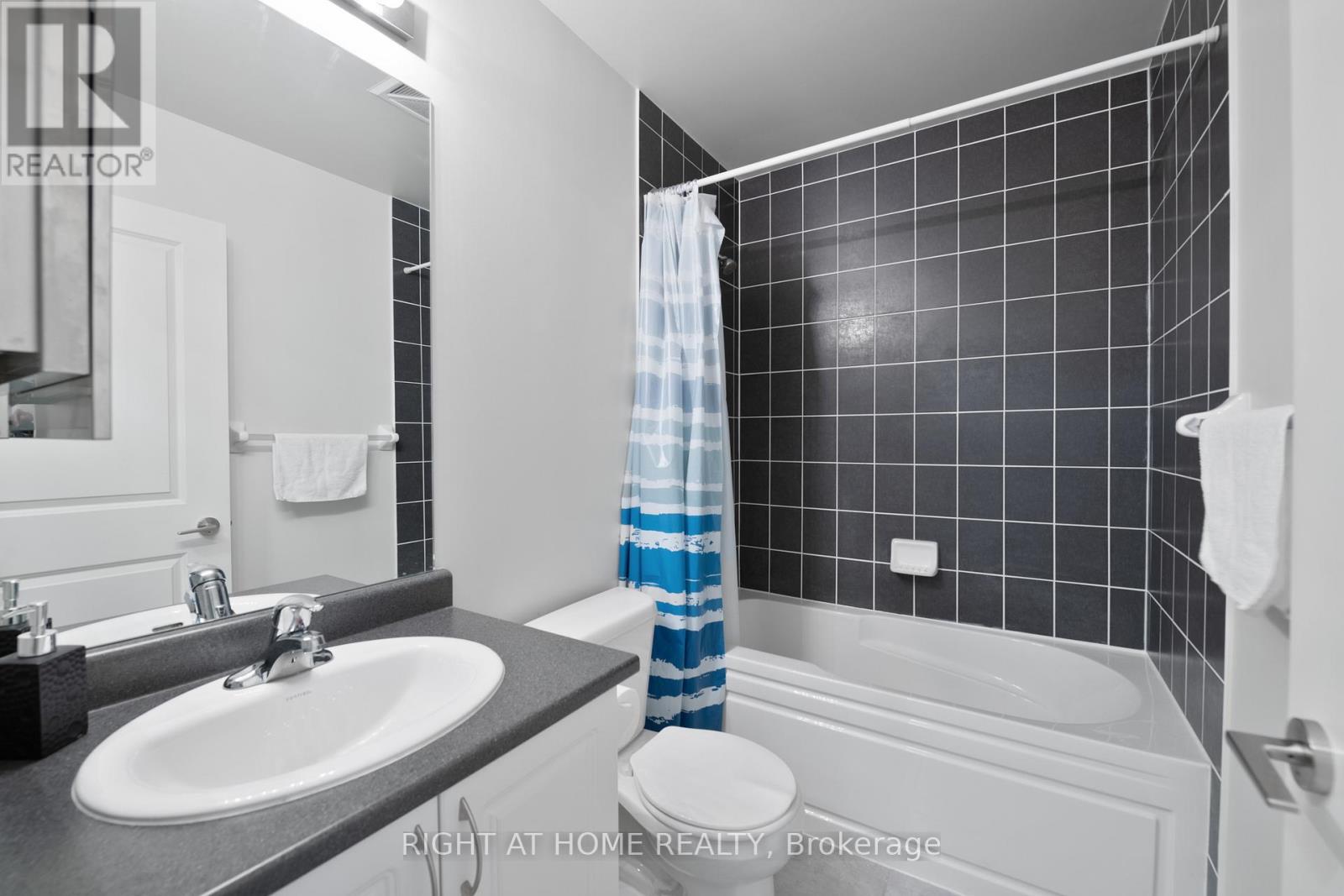 1508 - 349 Rathburn Road, Mississauga, Ontario  L5B 0G9 - Photo 12 - W12850040