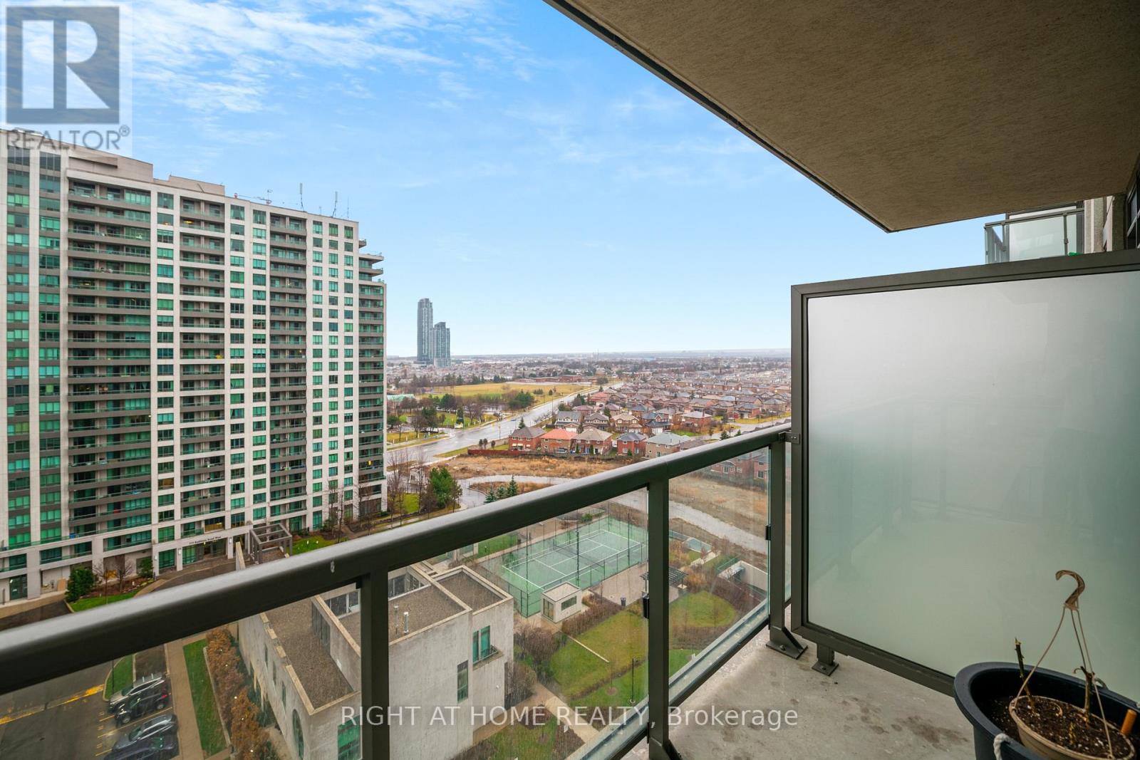 1508 - 349 Rathburn Road, Mississauga, Ontario  L5B 0G9 - Photo 14 - W12850040