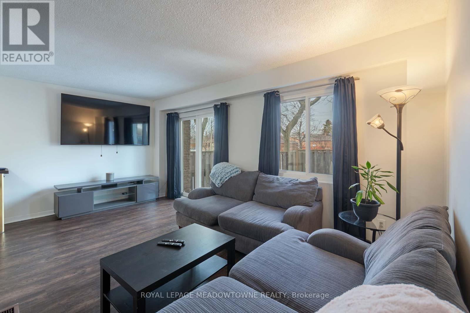 32 - 2075 Asta Drive S, Mississauga, Ontario  L5A 2T5 - Photo 10 - W12850044