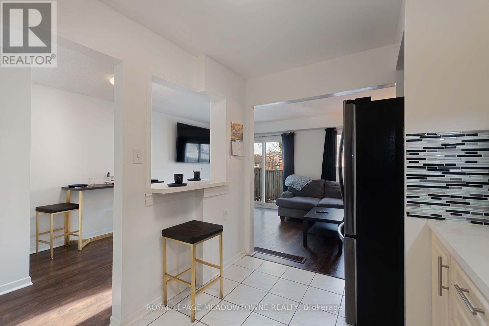 32 - 2075 Asta Drive S, Mississauga, Ontario  L5A 2T5 - Photo 12 - W12850044