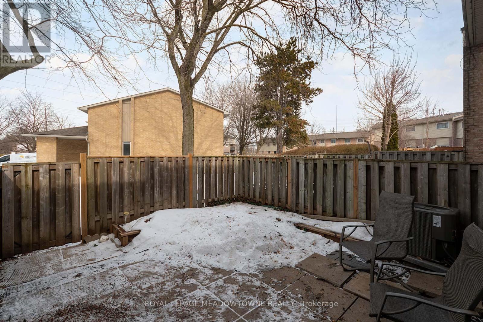 32 - 2075 Asta Drive S, Mississauga, Ontario  L5A 2T5 - Photo 38 - W12850044