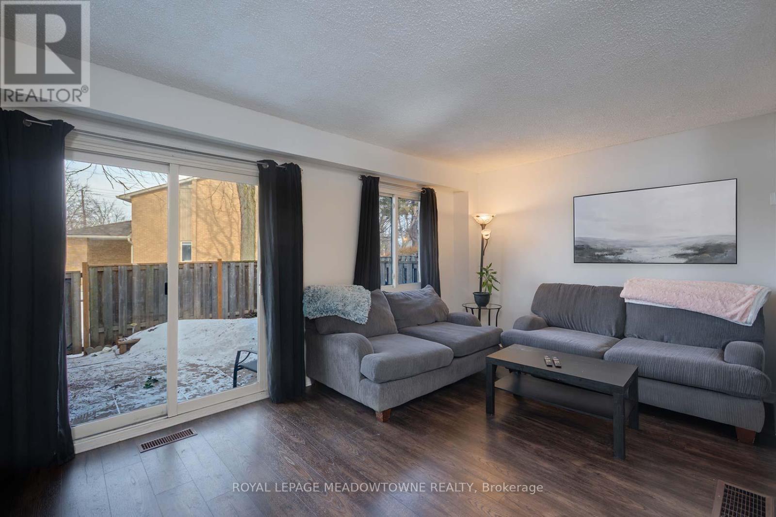 32 - 2075 Asta Drive S, Mississauga, Ontario  L5A 2T5 - Photo 8 - W12850044