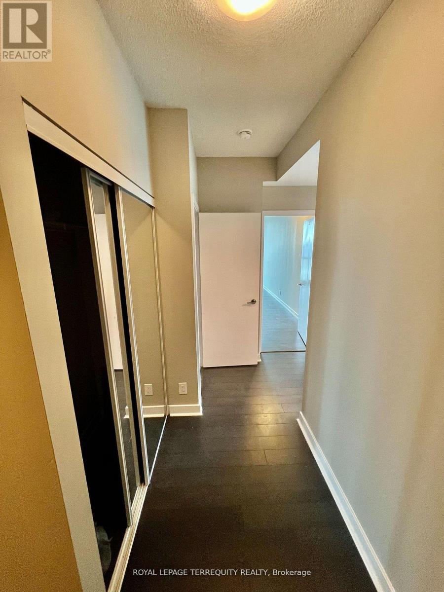 2011 - 3985 Grand Park Drive, Mississauga, Ontario  L5B 0H8 - Photo 3 - W12850076