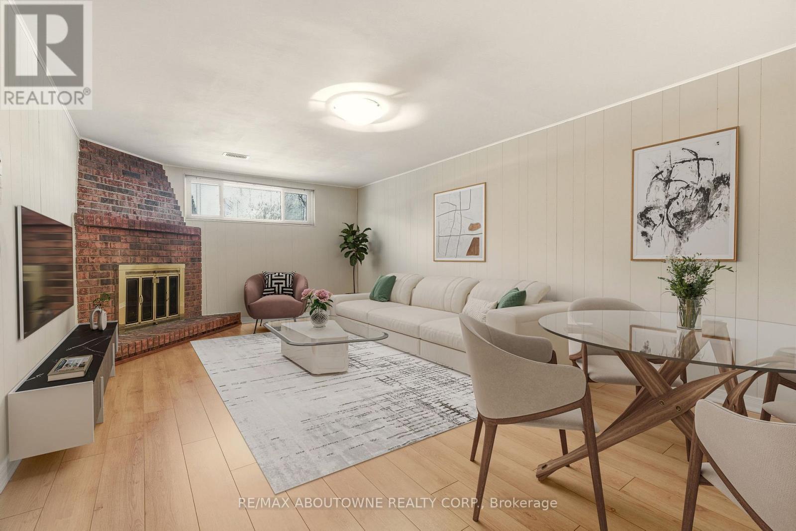 1015 Syeston Court, Mississauga, Ontario  L4Y 2W2 - Photo 37 - W12850128