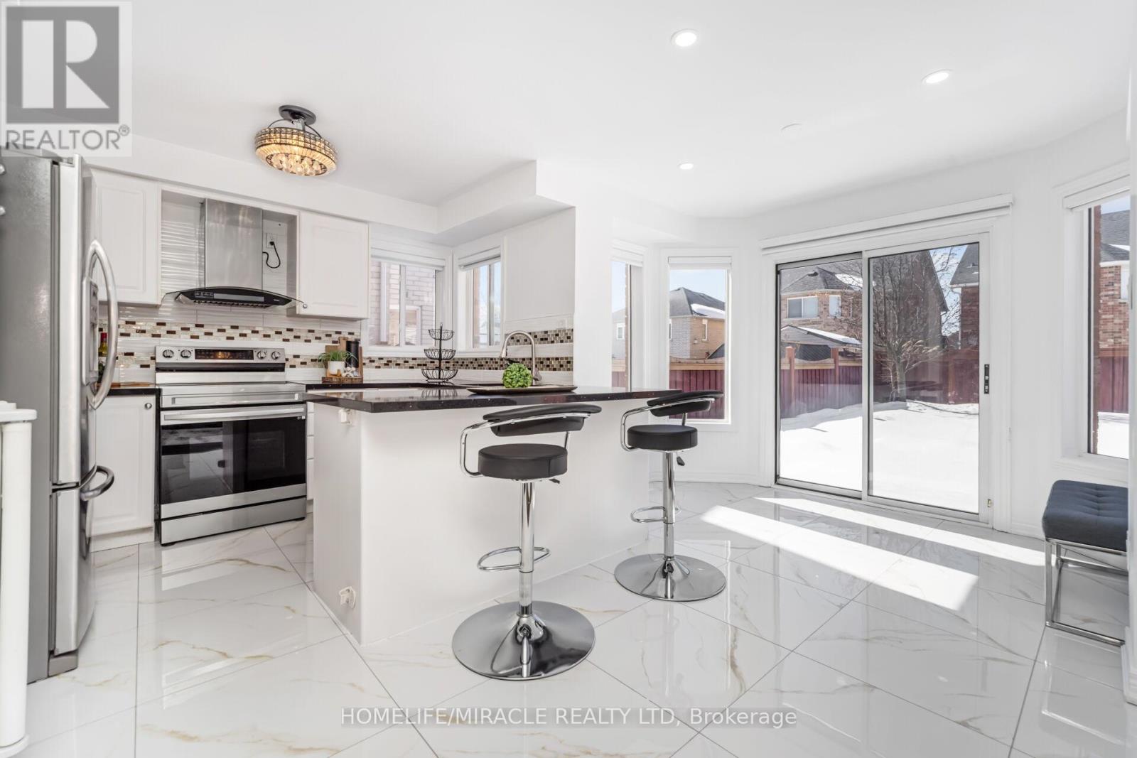 49 Cross Country Boulevard, Caledon, Ontario  L7E 2N6 - Photo 14 - W12850136