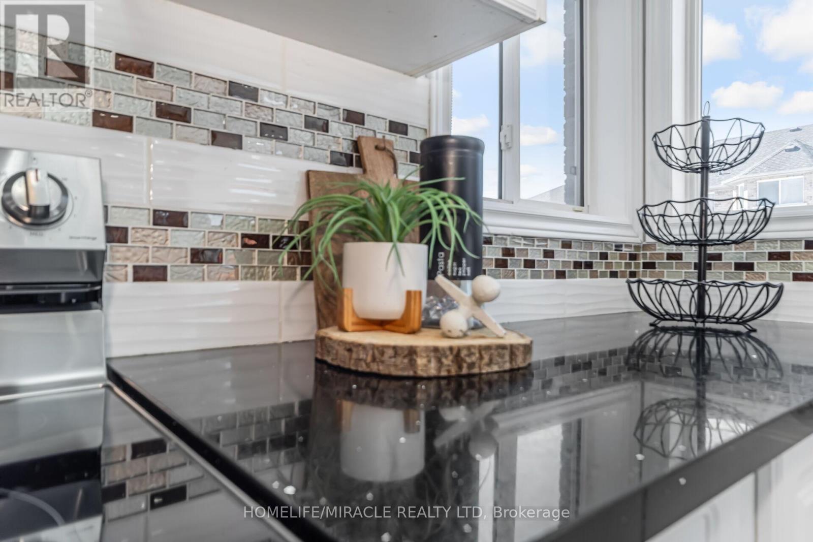 49 Cross Country Boulevard, Caledon, Ontario  L7E 2N6 - Photo 16 - W12850136