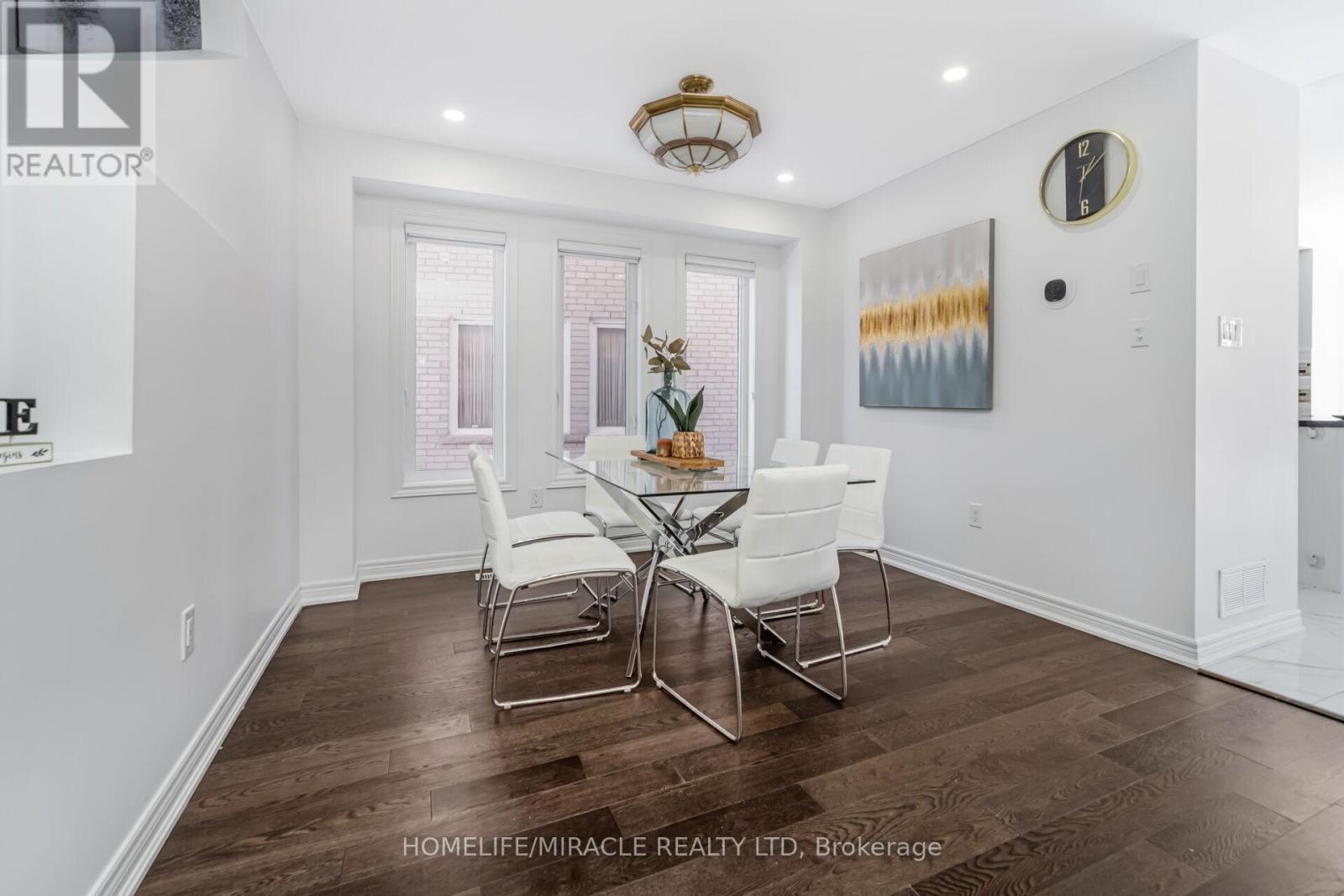 49 Cross Country Boulevard, Caledon, Ontario  L7E 2N6 - Photo 7 - W12850136