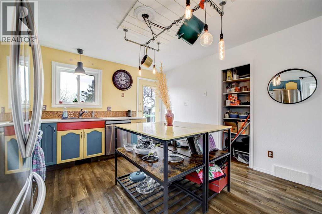 213 Mt Blakiston Road W, Lethbridge, Alberta  T1K 6M3 - Photo 15 - A2286446