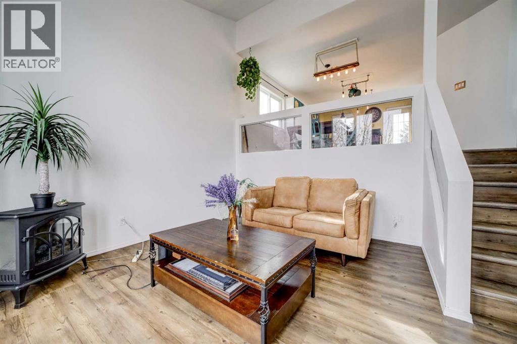 213 Mt Blakiston Road W, Lethbridge, Alberta  T1K 6M3 - Photo 6 - A2286446