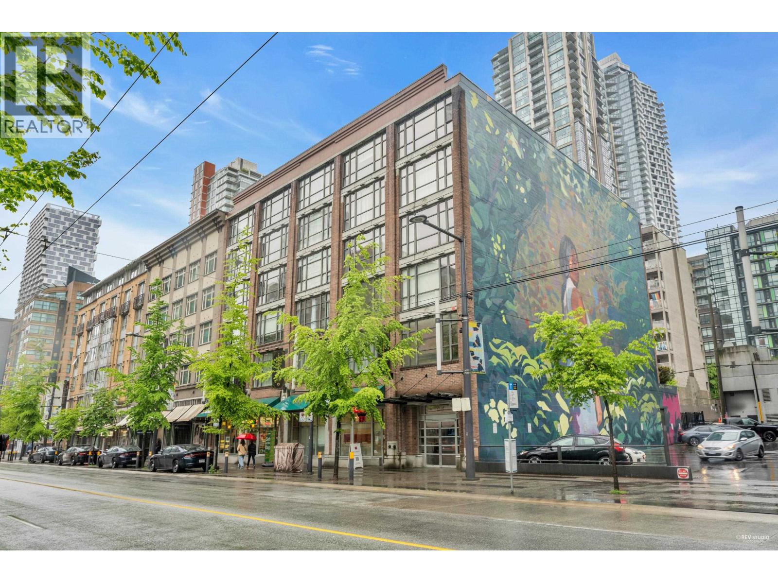 406 1249 Granville Street, Vancouver, British Columbia  V6Z 1M5 - Photo 2 - R3096425