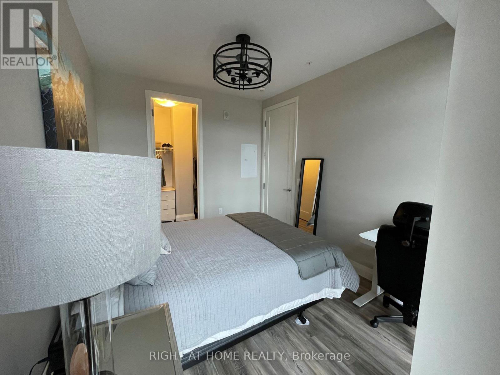 1015 - 118 King Street E, Hamilton, Ontario  L8N 0A9 - Photo 19 - X12849896