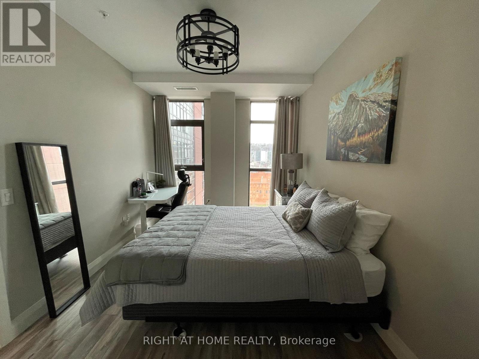 1015 - 118 King Street E, Hamilton, Ontario  L8N 0A9 - Photo 20 - X12849896