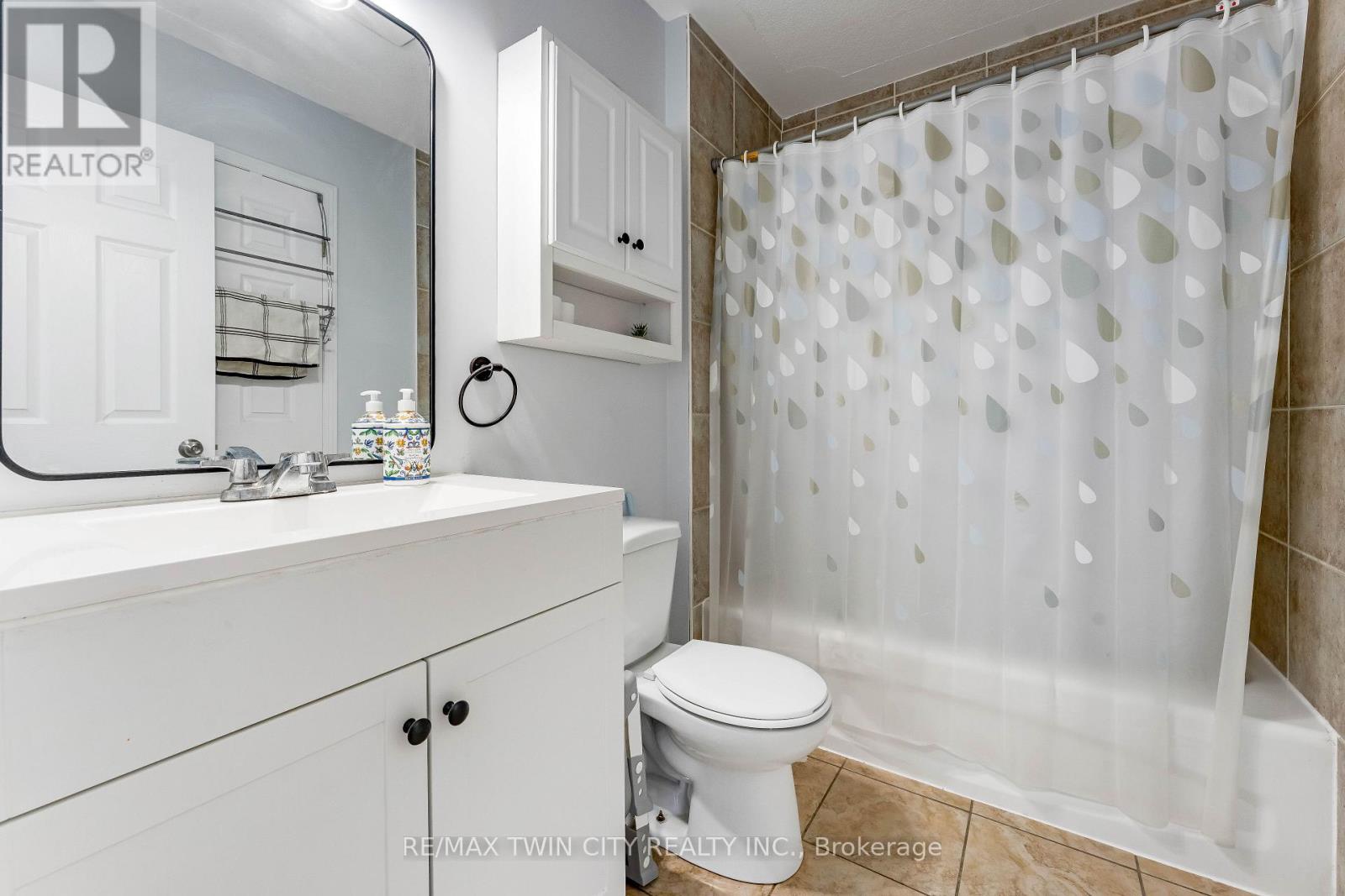 160 Prosperity Drive, Kitchener, Ontario  N2E 4E5 - Photo 20 - X12849932