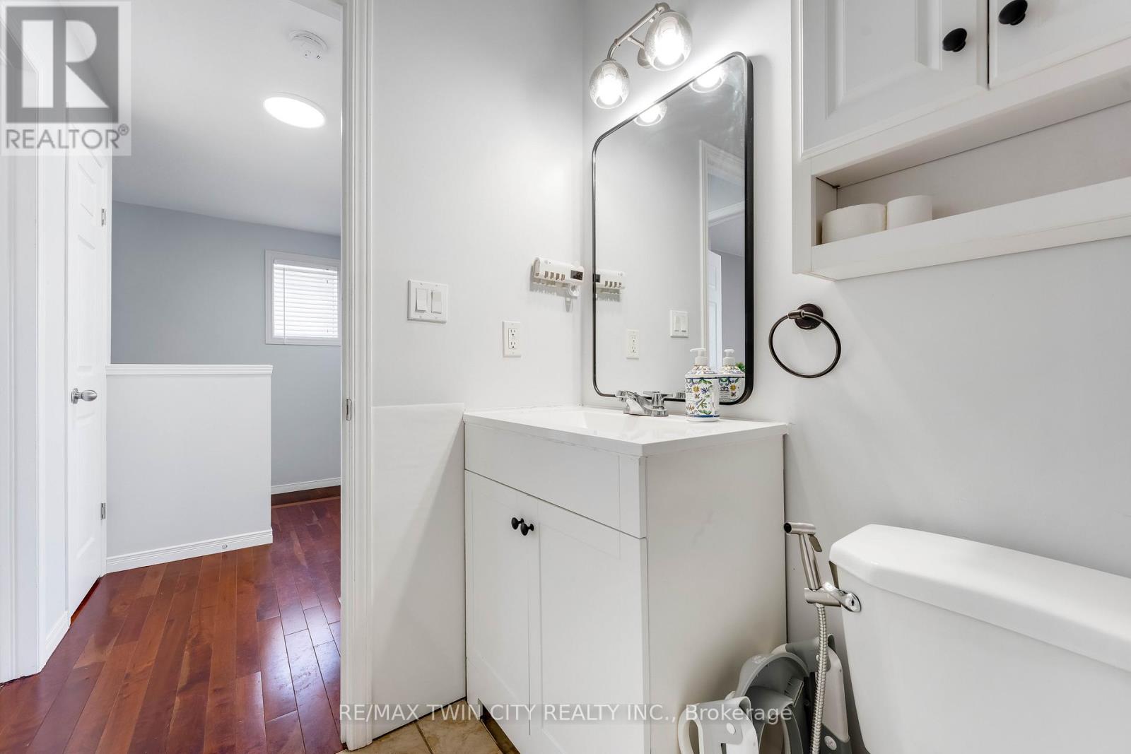 160 Prosperity Drive, Kitchener, Ontario  N2E 4E5 - Photo 22 - X12849932