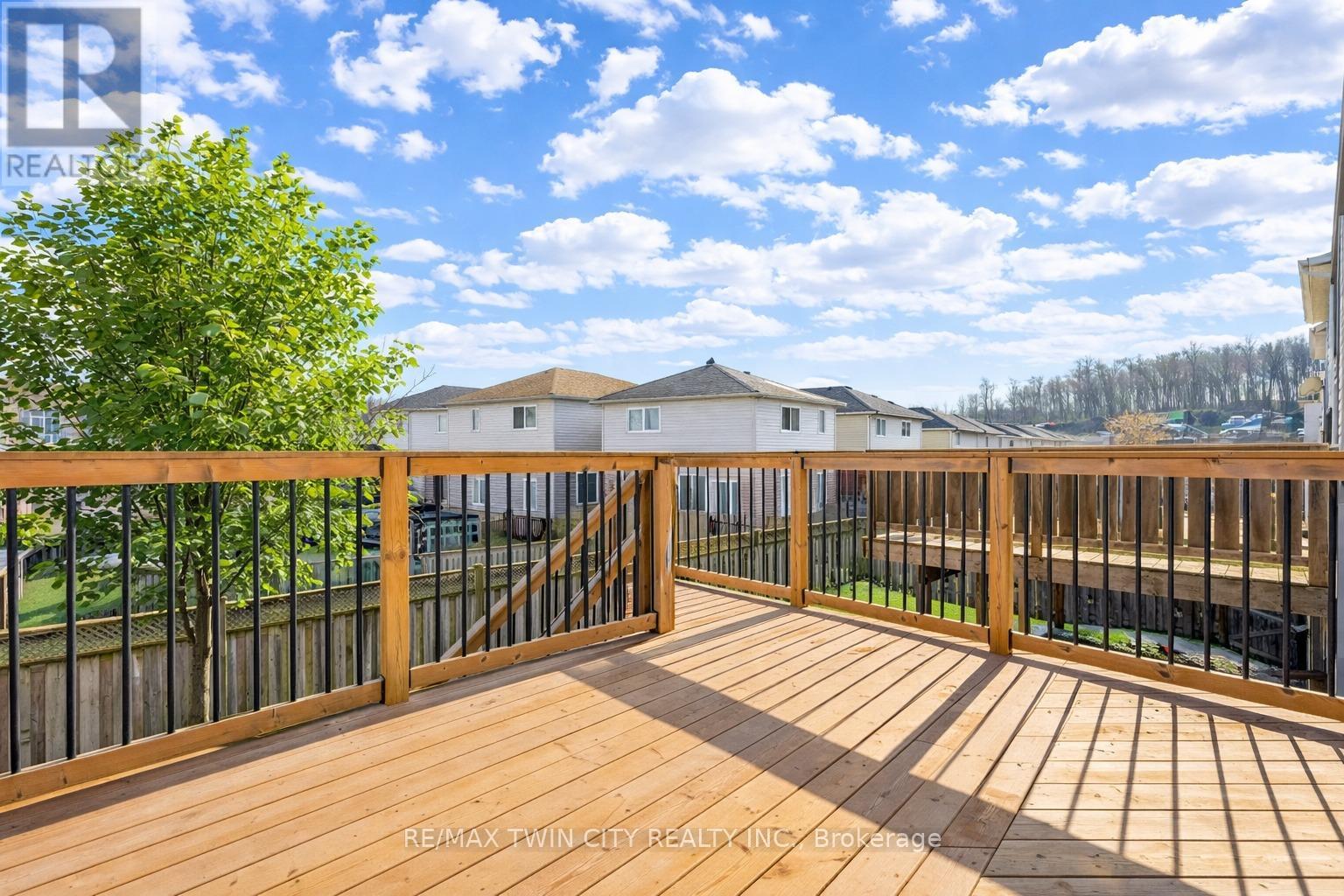 160 Prosperity Drive, Kitchener, Ontario  N2E 4E5 - Photo 35 - X12849932