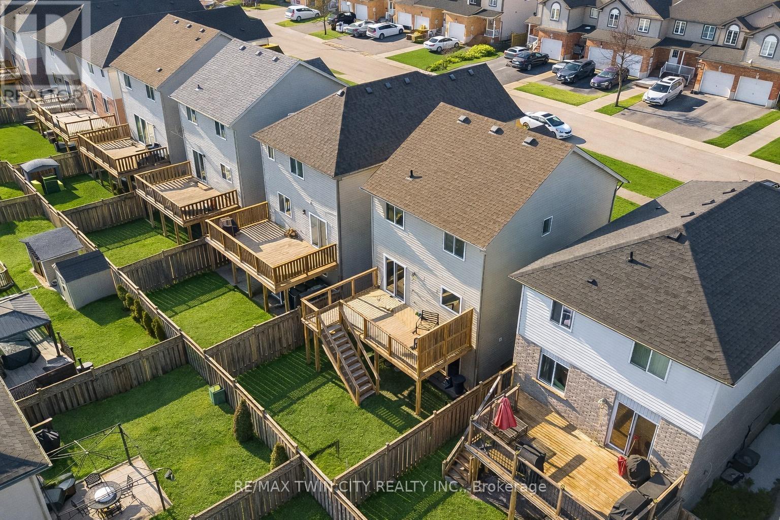 160 Prosperity Drive, Kitchener, Ontario  N2E 4E5 - Photo 38 - X12849932