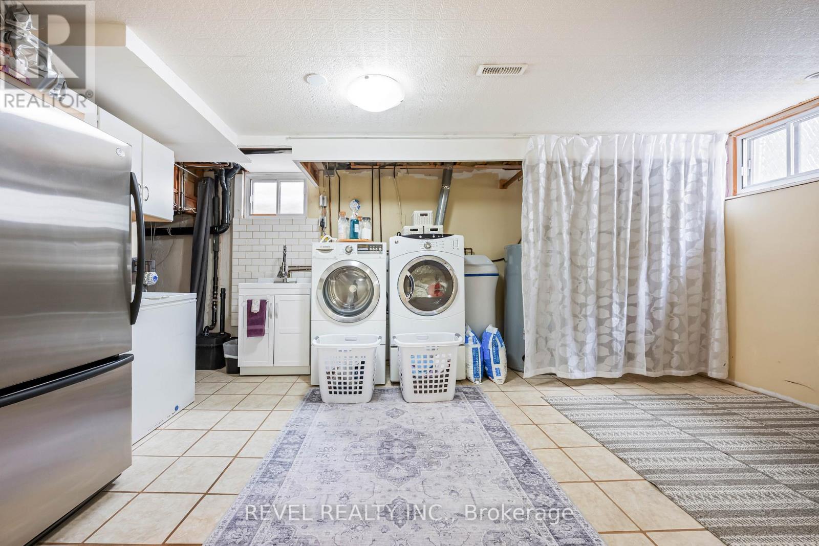 12 Victoria Boulevard, East Garafraxa, Ontario  L9W 7L6 - Photo 29 - X12850056